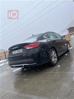 کرایسلەر 200